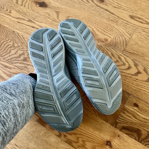 APL Metallic Silver TechLoom Phantom in Size 6 - Picture 10 of 10